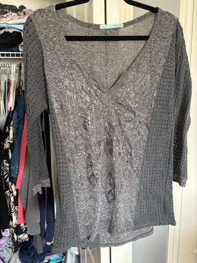 Maurices Gray V-Neck Knit Tunic with Textured Sleeves